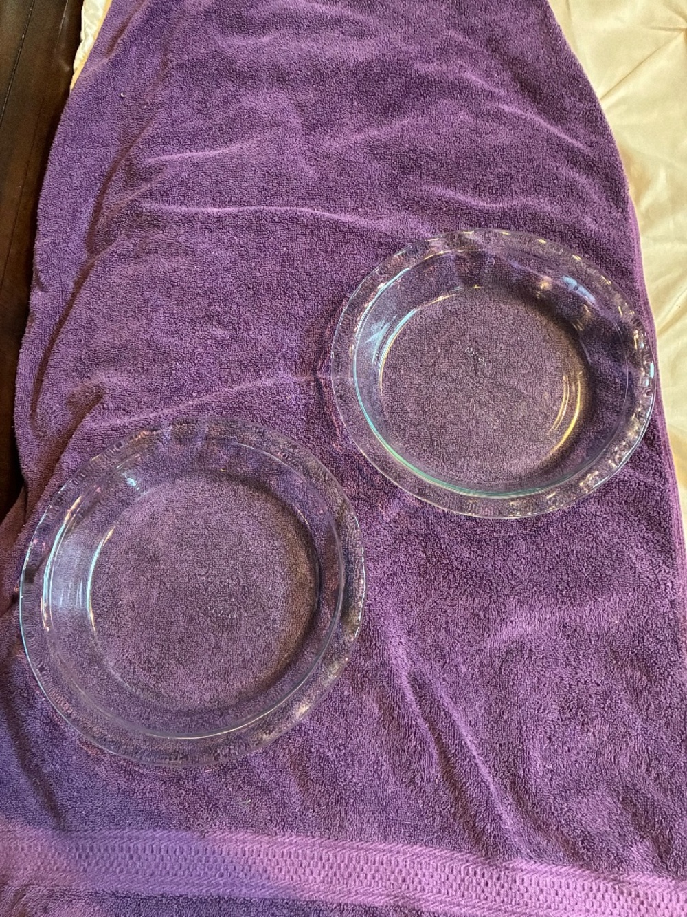 Pyrex Set of 2 9-inch Pie Plates